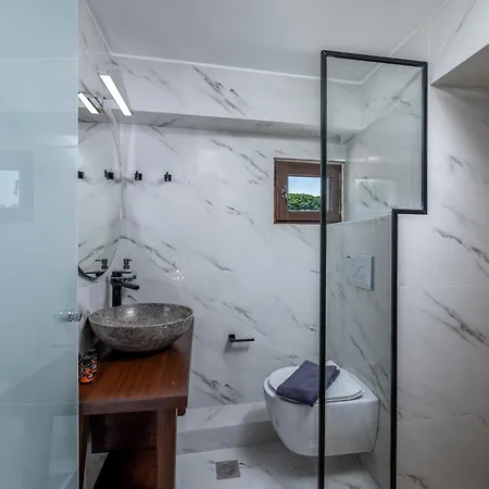 Elia - Old Town Apartament *