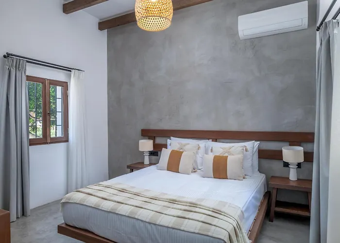 Elia - Old Town Apartment *