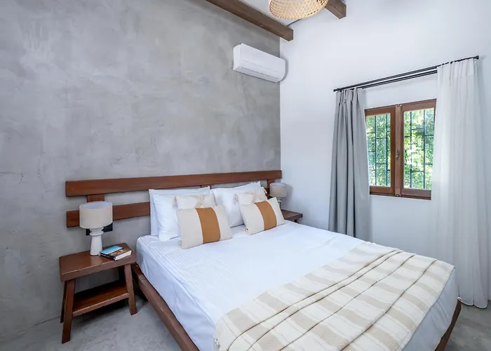 Elia - Old Town Apartment *